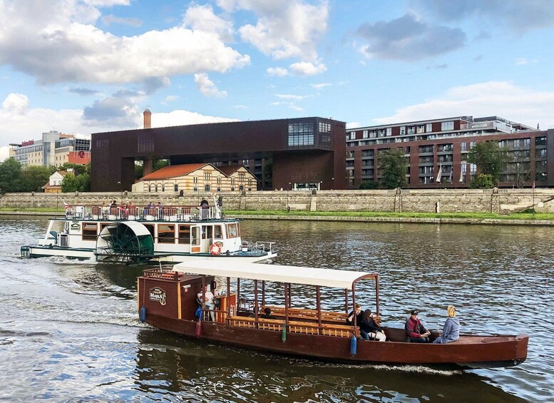 Picture 2 for Activity Krakow: Sightseeing Cruise by Vistula River