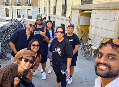 Lo mejor de Madrid: tour guiado en bicicleta de 3 horas en grupos pequeños