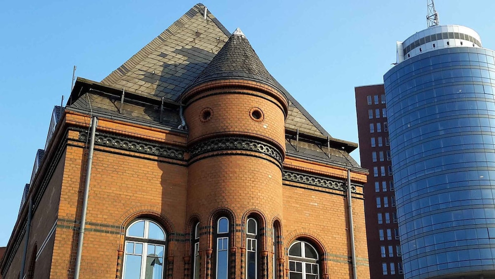 Picture 2 for Activity Hamburg: Speicherstadt and Hafencity Guided Tour