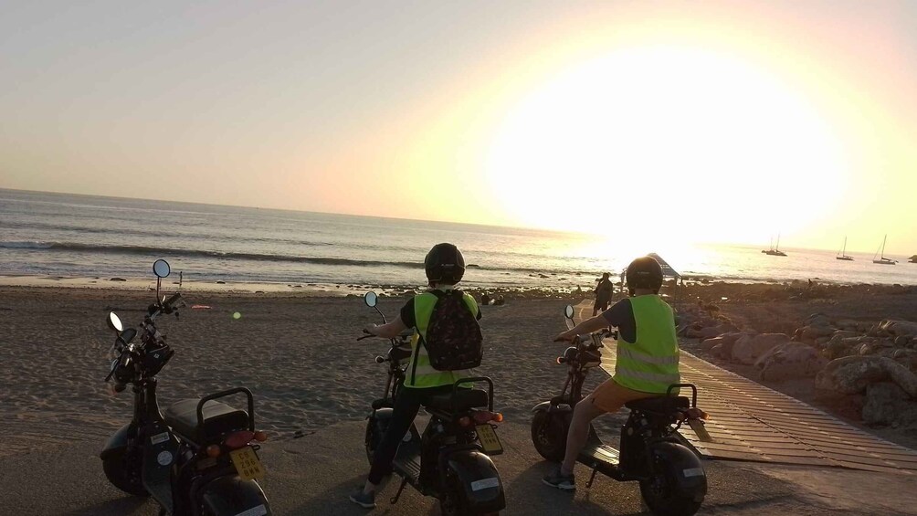 Picture 7 for Activity Maspalomas: 2-Seater Chopper E-Scooter Rental