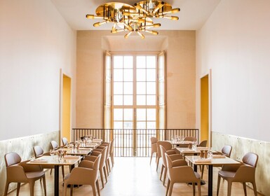 Entrée au château de Versailles sans file d'attente et petit déjeuner