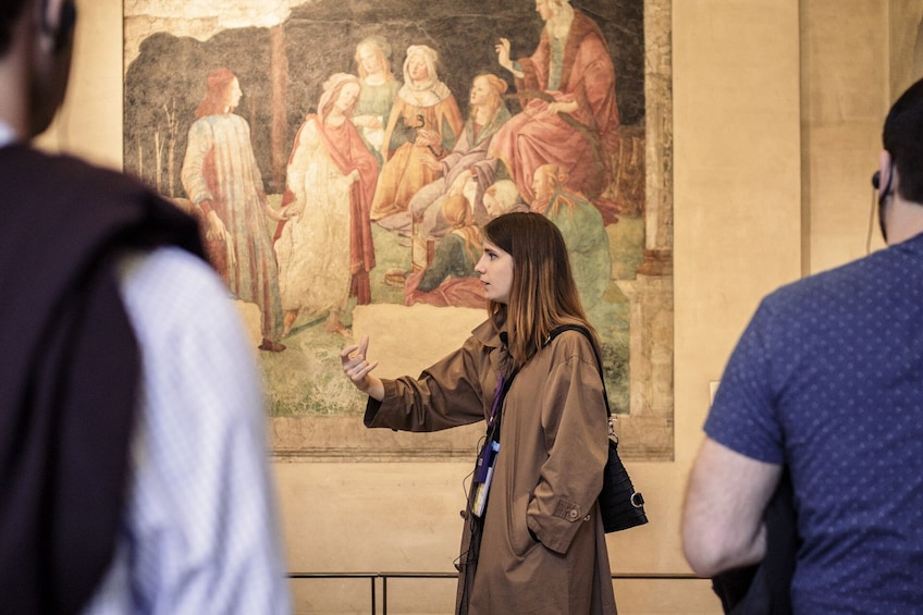 Paris in a Day with Louvre, Eiffel Tower, City Walk & Cruise