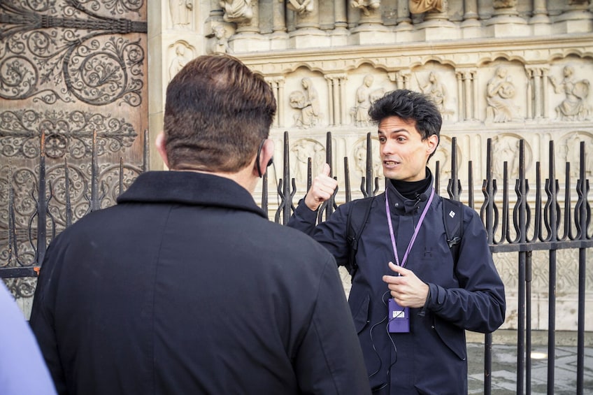 Medieval Quarter Tour with Sainte-Chapelle & Notre-Dame