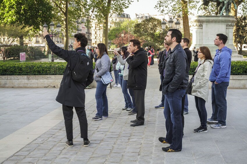 Medieval Quarter Tour with Sainte-Chapelle & Notre-Dame