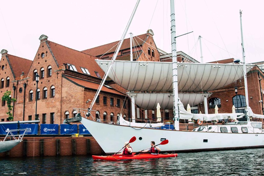 Gdansk: Guided Kayak Tour