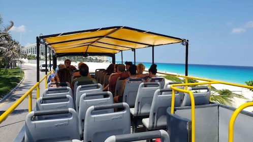 Cancun: Geführte Stadttour mit Shopping und Tequila-Verkostung