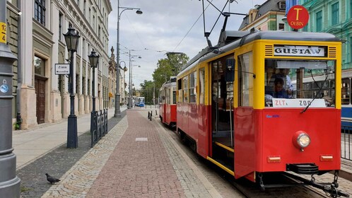 Breslavia: recorrido privado en un pequeño tranvía histórico (1,5 h, 11 asi...