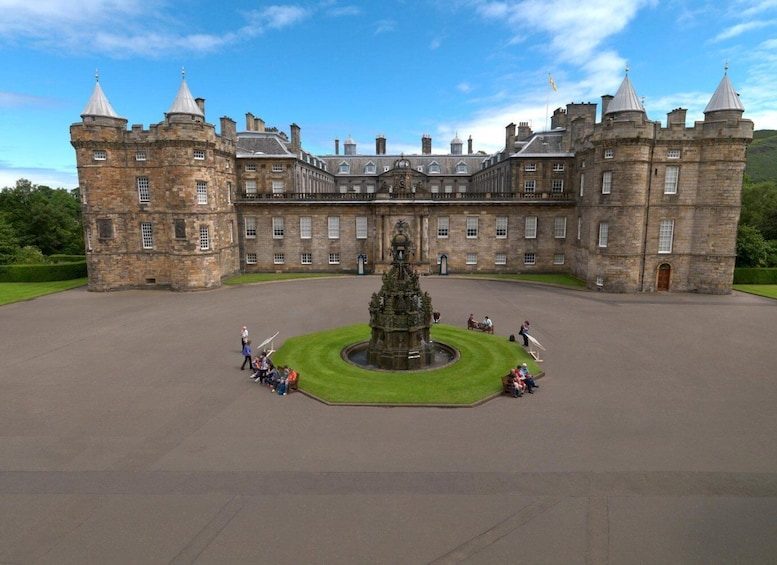 Picture 8 for Activity Edinburgh: Palace of Holyroodhouse Ticket