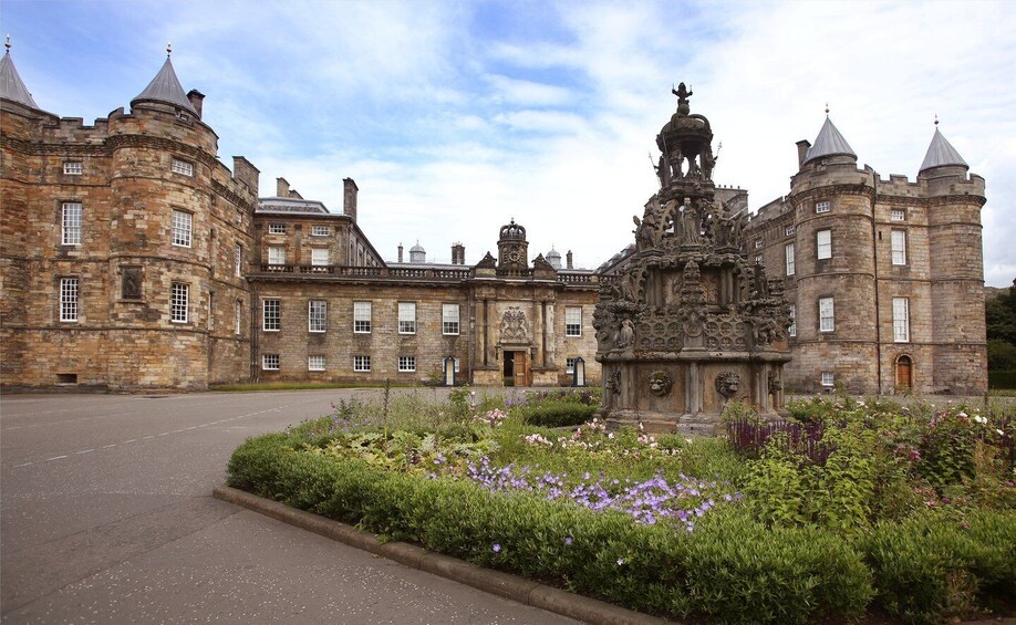 Picture 1 for Activity Edinburgh: Palace of Holyroodhouse Entry Ticket