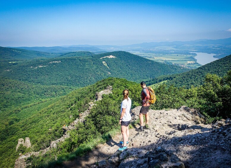 Danube Bend: Full-Day Hiking Tour from Budapest