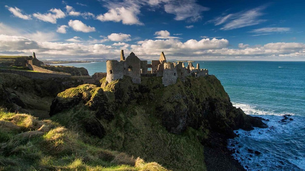 Picture 2 for Activity From Belfast: Giant's Causeway Guided Day Tour