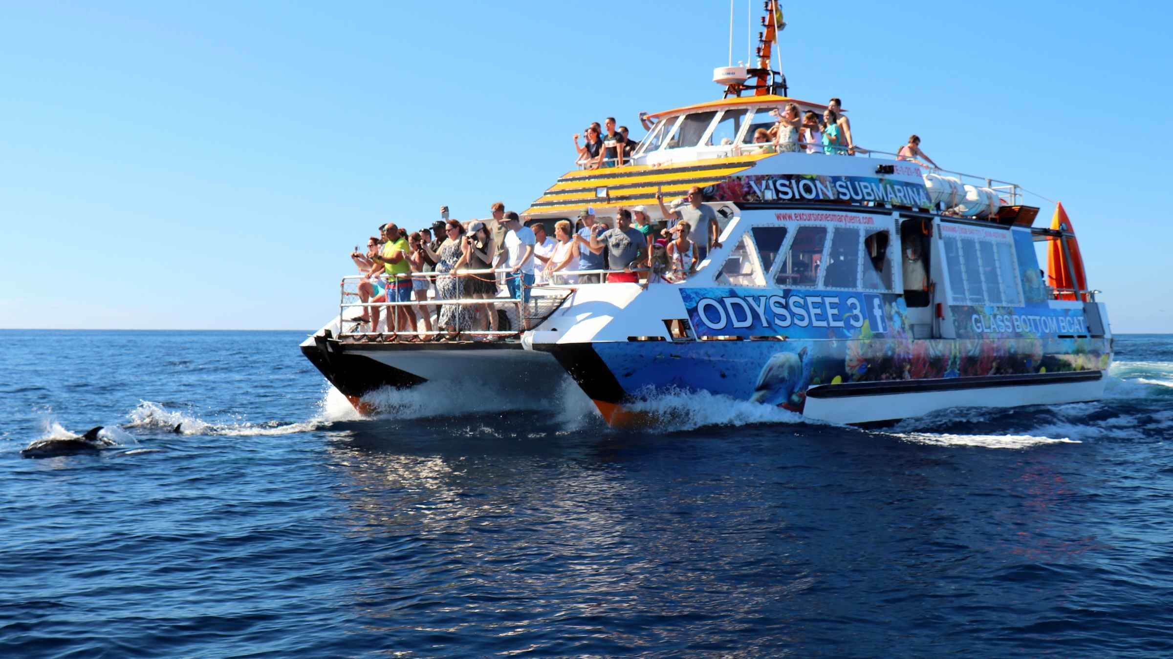 Fuerteventura: Glass Bottom Boat Cruise With Lunch