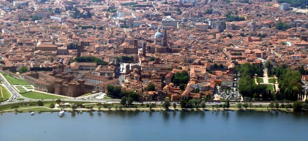Picture 3 for Activity Mantova City Center and Ducal Palace: 3-Hour Guided Tour