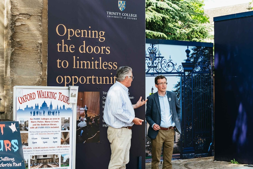 Picture 7 for Activity Oxford: University and City Walking Tour