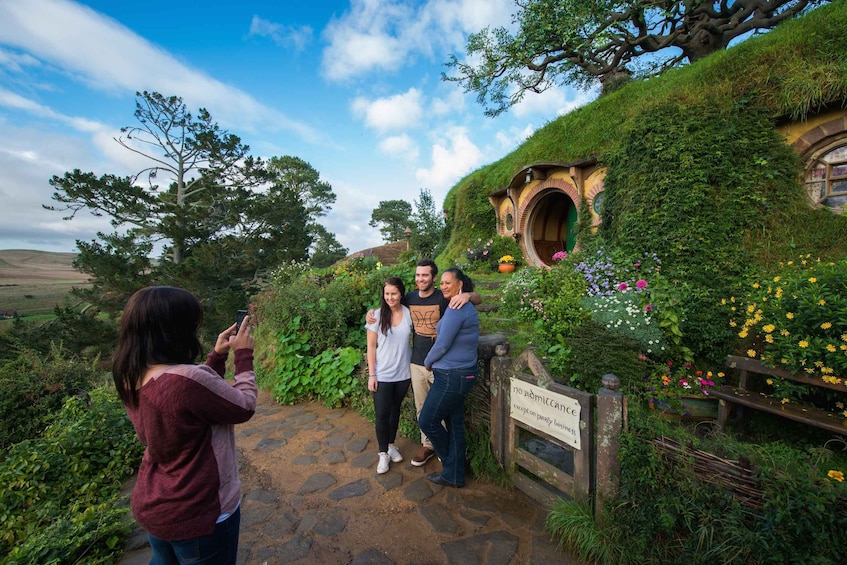 Picture 2 for Activity Auckland: Hobbiton and Rotorua with Te Puia Tour