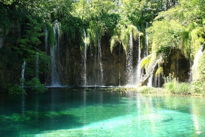 Nationalparken Plitvicesjöarna: Privat rundtur från Zadar