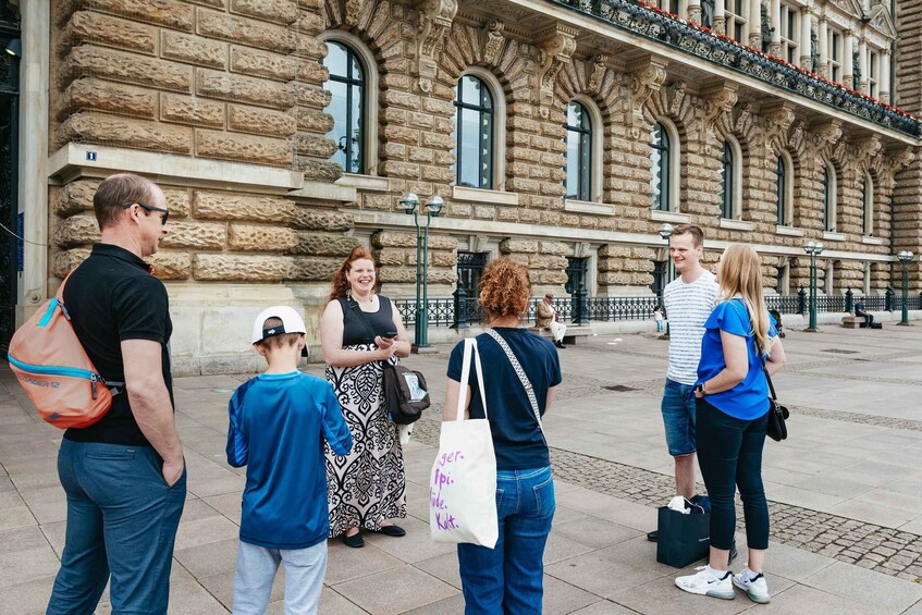 Picture 9 for Activity Hamburg: Guided Walking Tour for Magic Fans