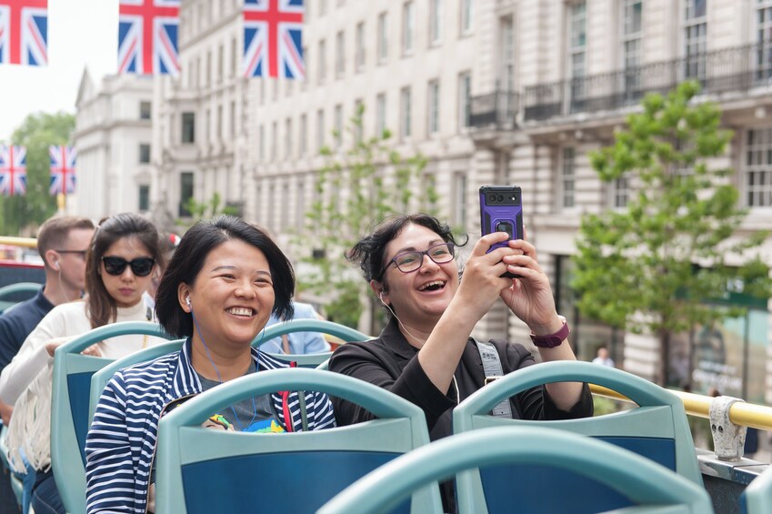 Tootbus London Discovery Hop-on Hop-off Bus Tour