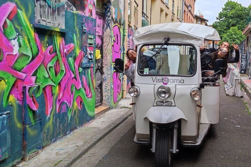 Private tour of Toulouse in an electric Tuk Tuk