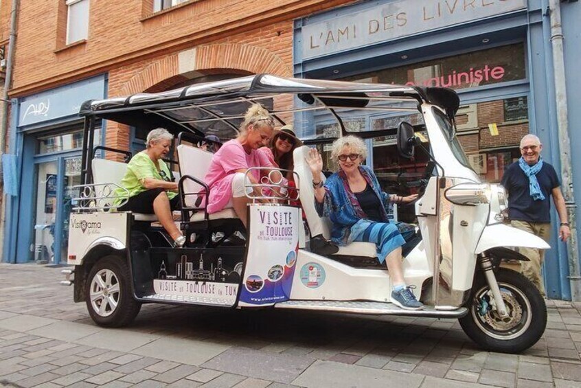 Private tour of Toulouse in an electric Tuk Tuk