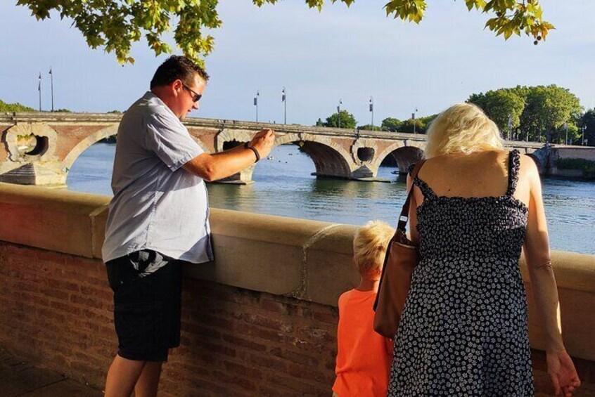 Private tour of Toulouse in an electric Tuk Tuk