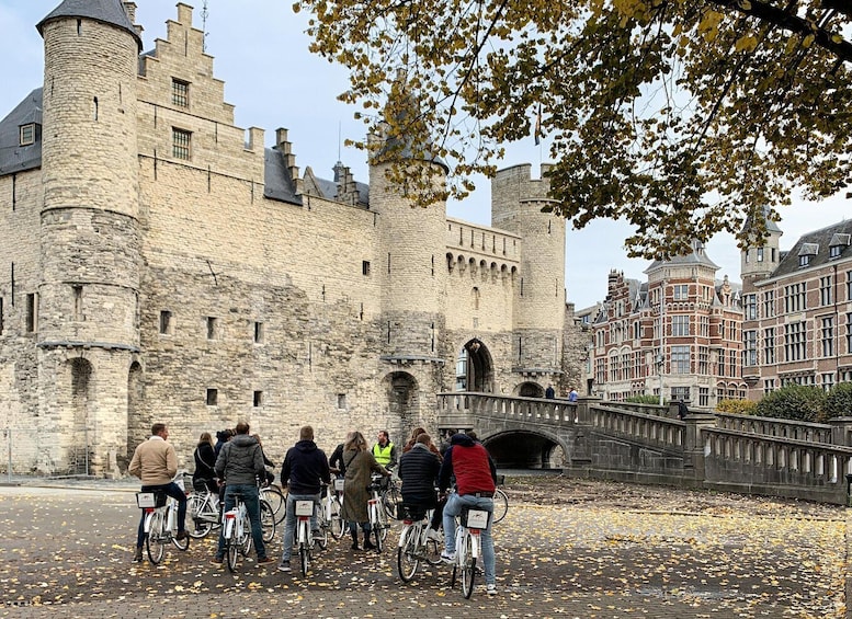 Picture 3 for Activity Antwerp: City Highlights Guided Bike Tour