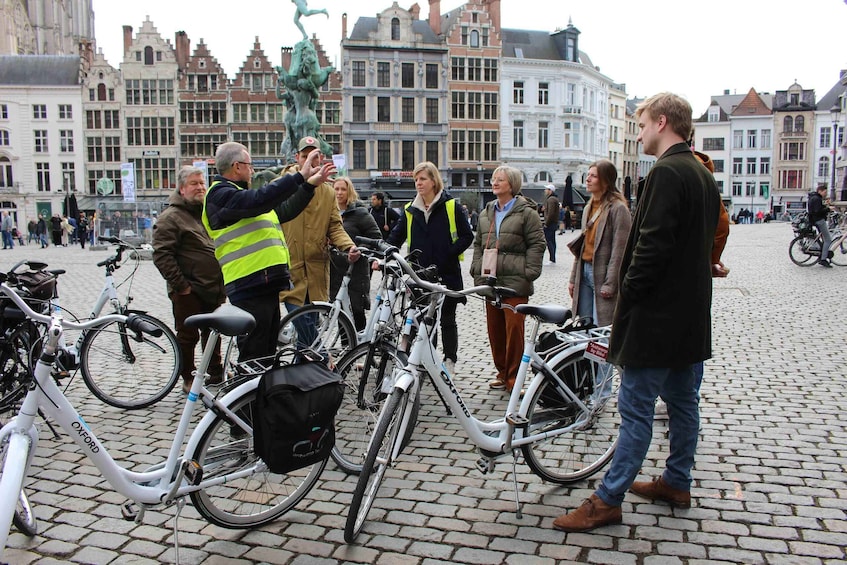 Picture 5 for Activity Antwerp: City Highlights Guided Bike Tour