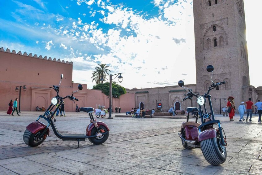 Marrakech: EcoScooter City Tour