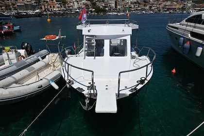 Catania: Cyclops Islands & Timpa Nature Reserve Boat Tour