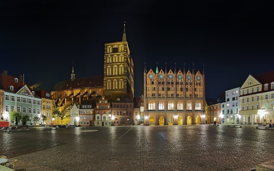 Picture 4 for Activity Stralsund: Old Town Evening Tour with a Night Watchman