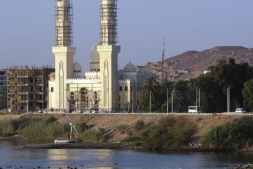 Aswan City Tour With Private Transfer and Live Guide