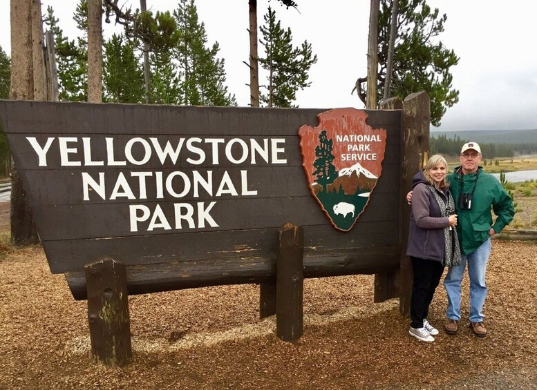 Picture 2 for Activity From Jackson: Yellowstone National Park Day Trip with Lunch