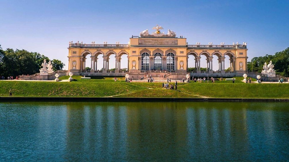 Vienna: Schönbrunn Gardens Tour with Optional Palace Tour