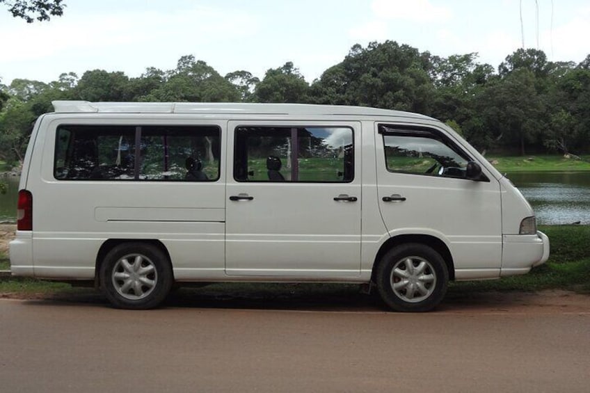 Daily Private car Phnom Penh to Siem Reap