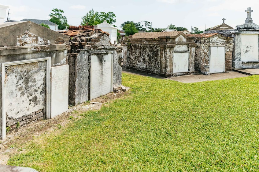 Picture 16 for Activity New Orleans: Cemetery Tour