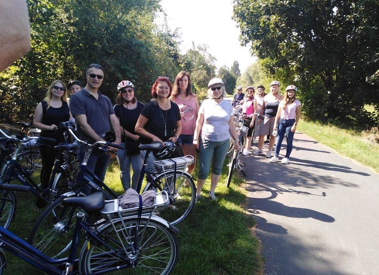 Picture 1 for Activity Frankfurt: Unique E-Bikes Tours