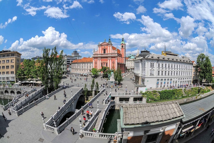 Picture 2 for Activity Ljubljana: Guided Walk & Funicular Ride to Ljubljana Castle