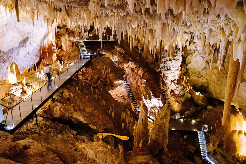 Picture 6 for Activity Augusta: Jewel Cave Fully-Guided Tour