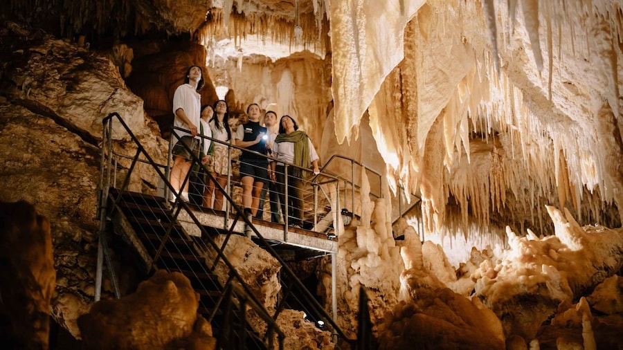 Augusta: Jewel Cave Fully-Guided Tour