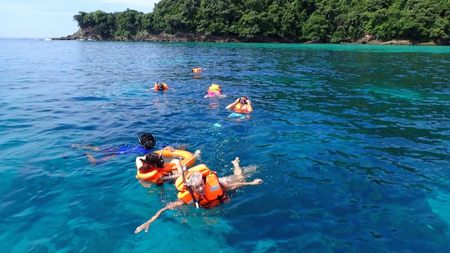 Koh Lanta: Adventure Sea Tour to Koh Rok and Koh Haa