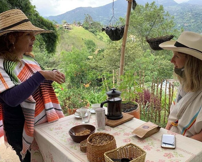 Picture 2 for Activity Bogotá: Guided 5-Hour Coffee Farm Tour