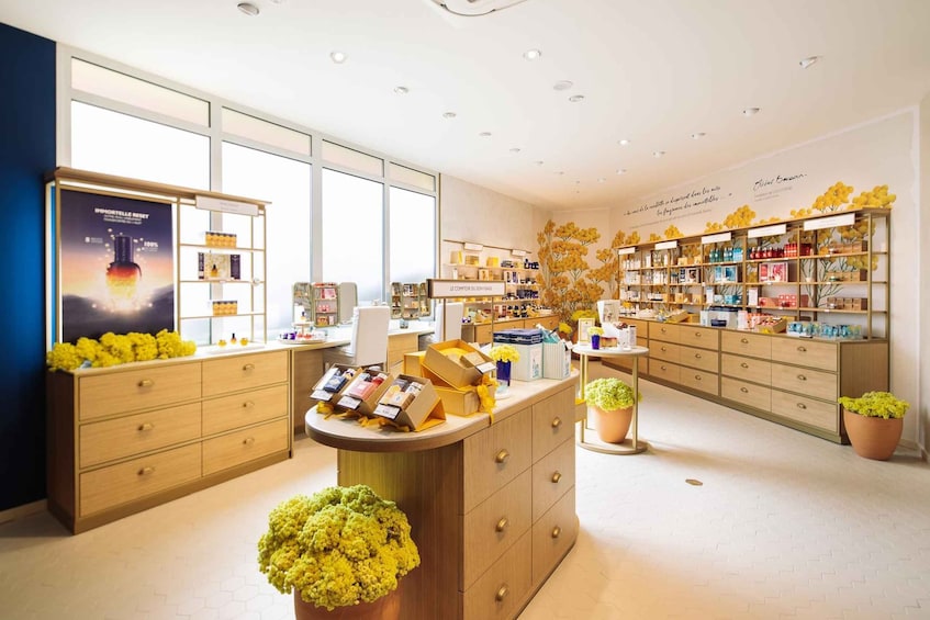 Picture 5 for Activity Manosque: L'Occitane en Provence Guided Factory Tour