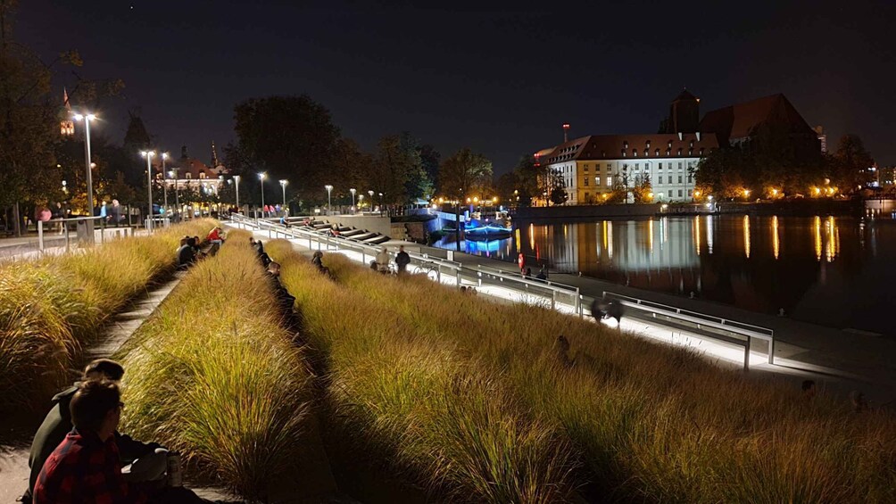 Picture 2 for Activity Wrocław: Old City Night Walk and Gondola Ride