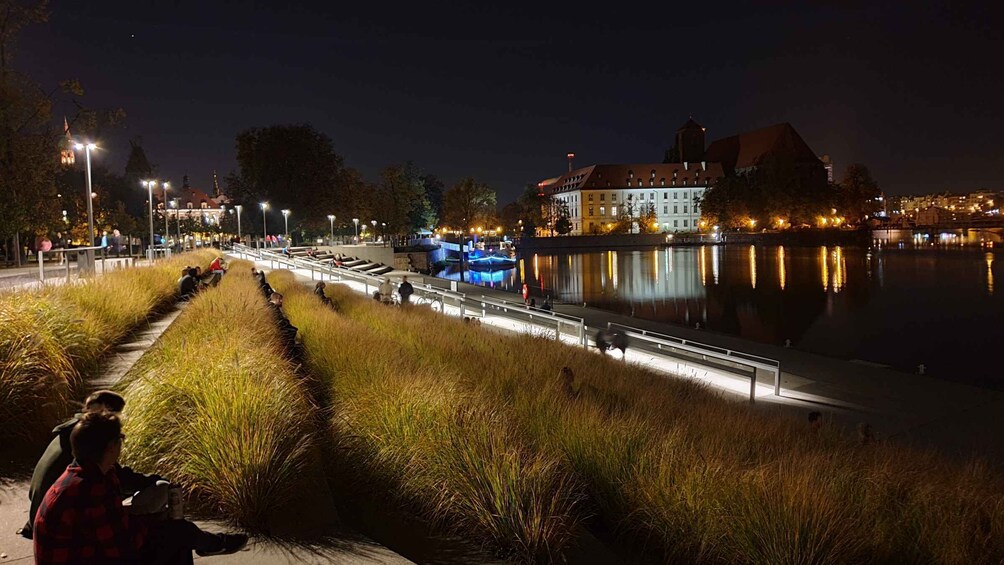 Picture 2 for Activity Wrocław: Old City Night Walk and Gondola Ride