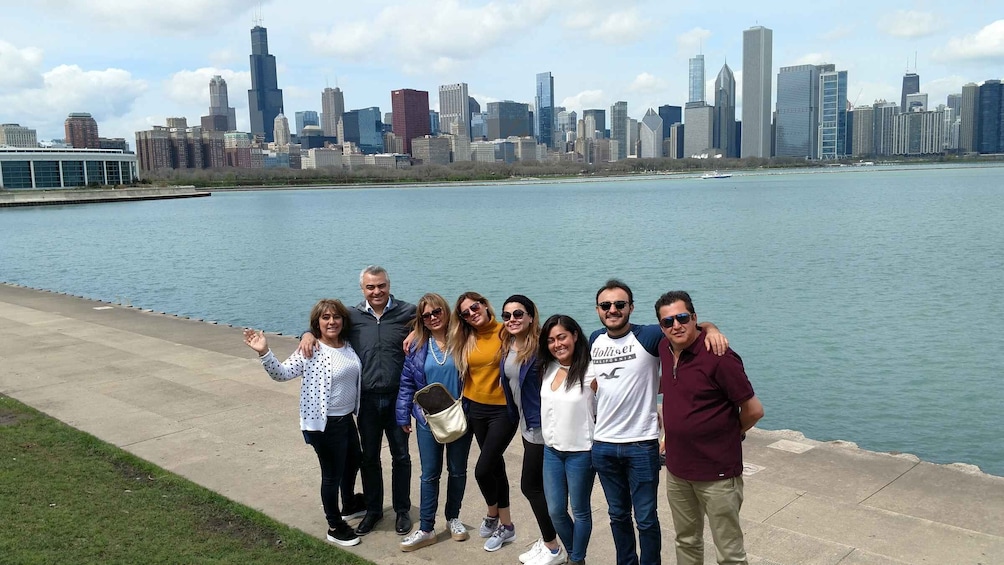 Picture 2 for Activity Chicago: City Minibus Tour with Optional Architecture Cruise