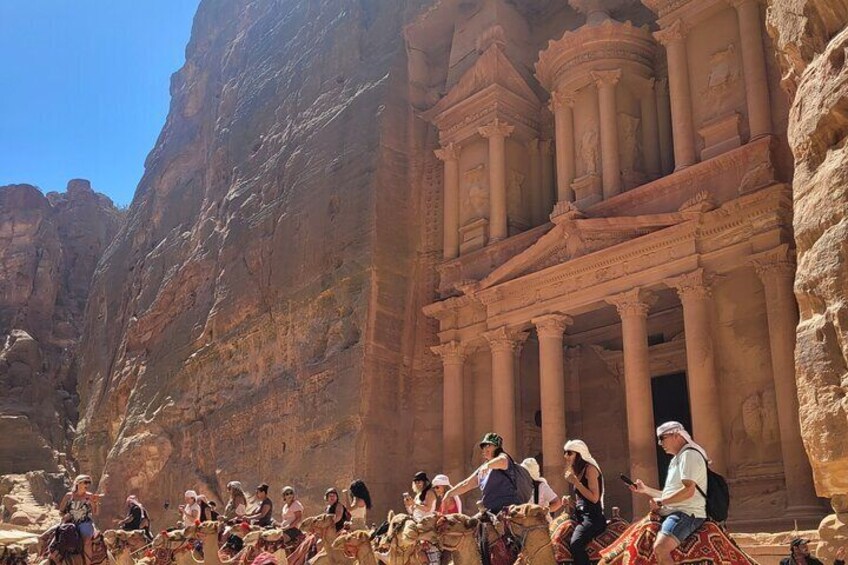 Private Petra Back Door Tour with Guide 