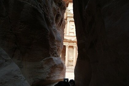 Private Petra Back Entrance Tour with Guide .