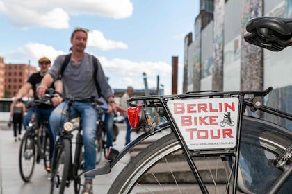 Visite à vélo en petit groupe de l'histoire du mur de Berlin