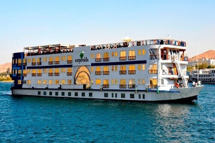 VIP 4-Day 3-Night Nile Cruise from Aswan to Luxor or Luxor to Asw- Private Tour