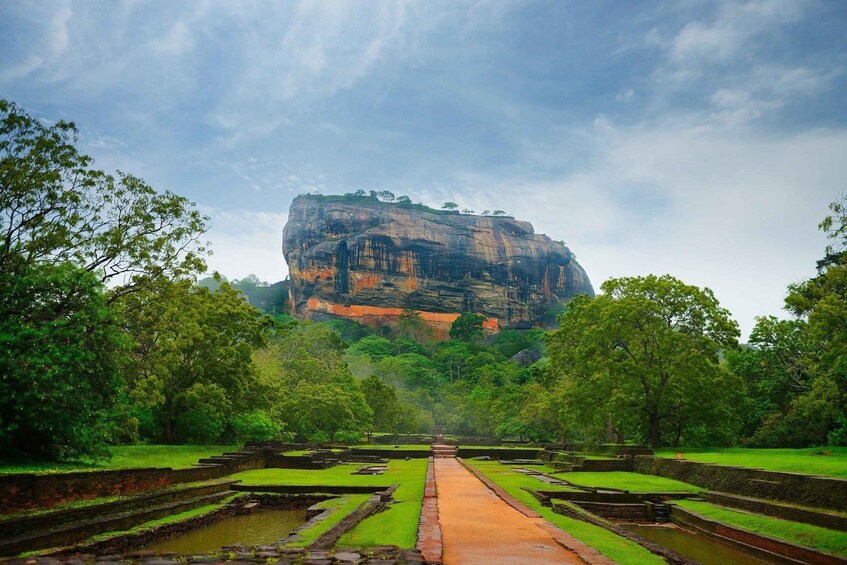 Sigiriya: Rock Fortress Guided Walking Tour